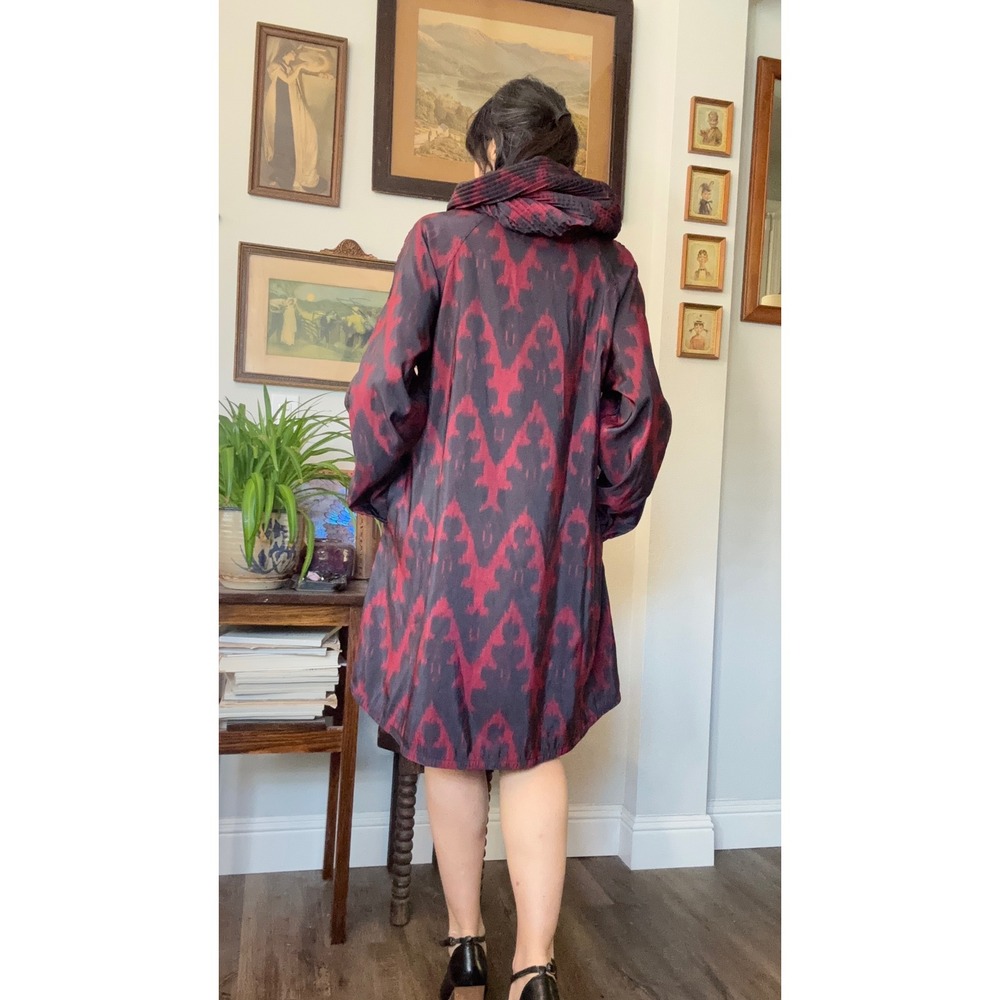 Mycra Pac Now red black reversible Ikat Rain Coat Hooded Travel Jacket size 2M/L - Picture 6 of 10